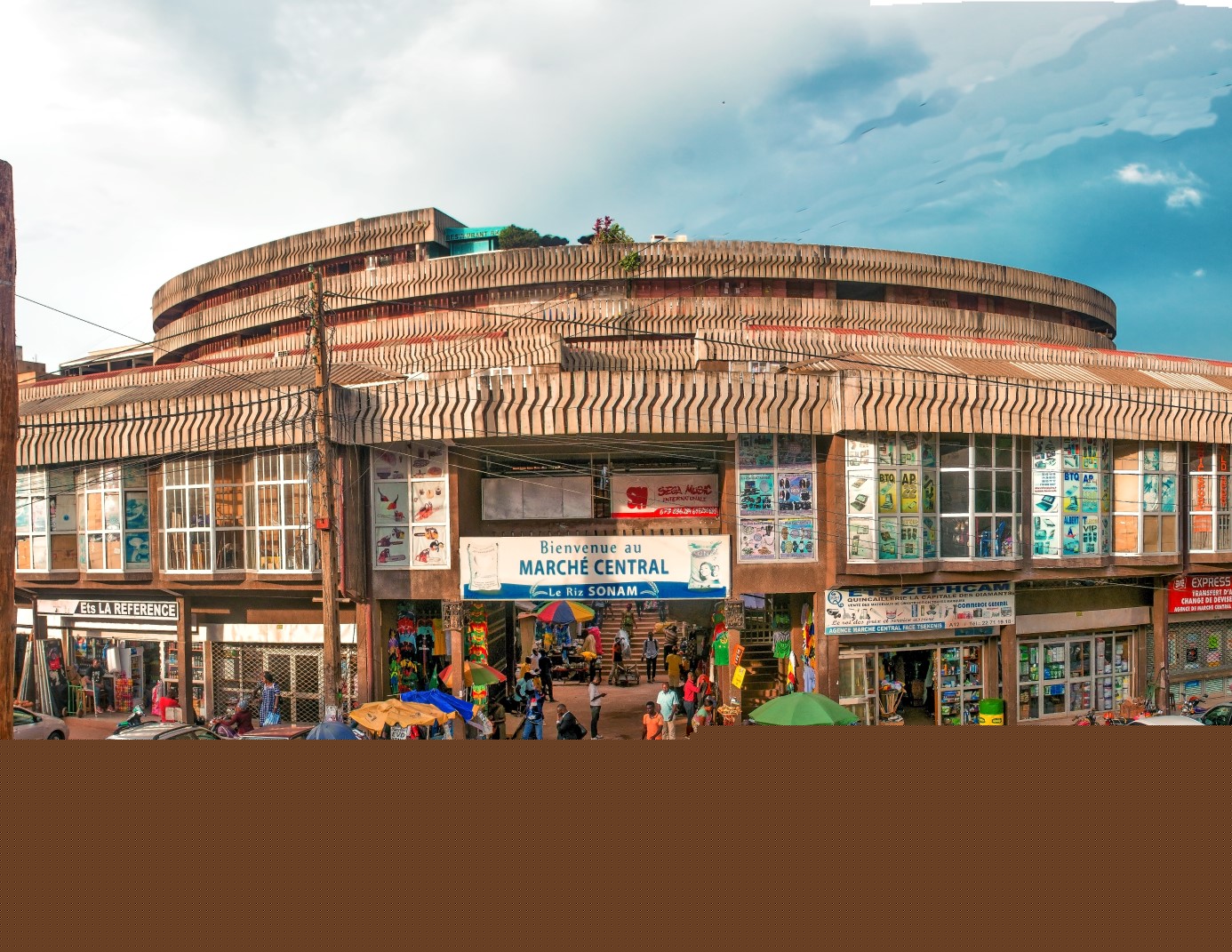 Les marchés de la ville de Yaoundé font de la résistance aux mesures gouvernementales de lutte contre la pandémie du Covid-19